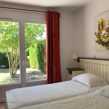 In With Golf & Pool Access *