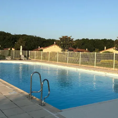 Holiday home Relaxing With Pool In Les Forges *