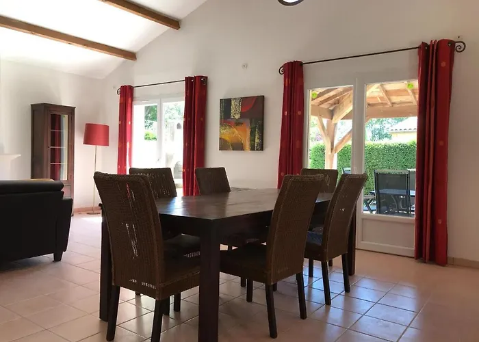 Сasa de vacaciones In With Golf & Pool Access *