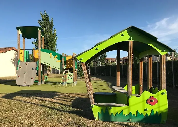 In With Golf & Pool Access Сasa de vacaciones *