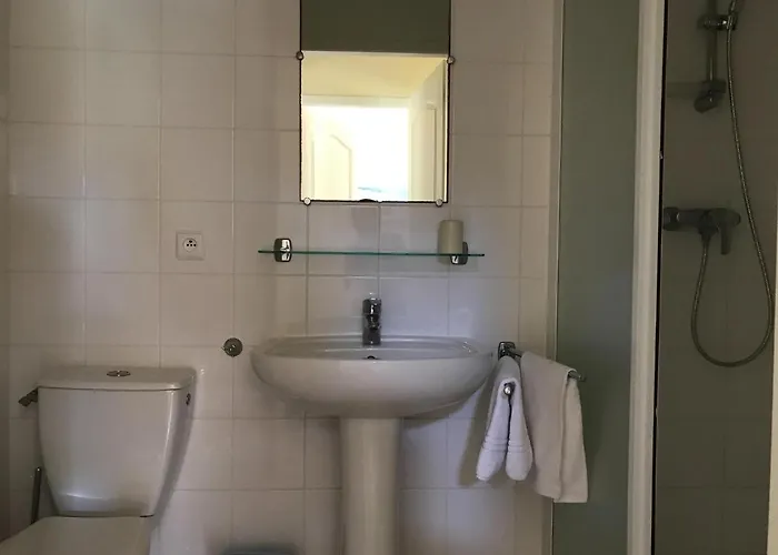 In With Golf & Pool Access *